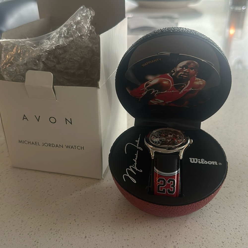 Avon Michael Jordan Watch “NEW” 1997